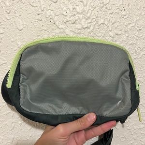 Lulu Lemon Cross Body Fanny Pack